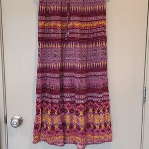Cute patterned maxi skirt